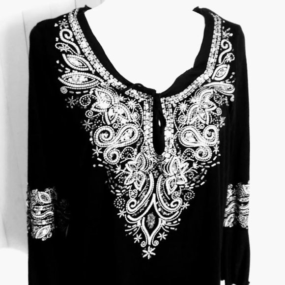 BOHEMIAN /PEASANT BLACK* BLINGY * TOP WOMAN L/XL*ONLY NINE WOMAN BRAND - Picture 2 of 8